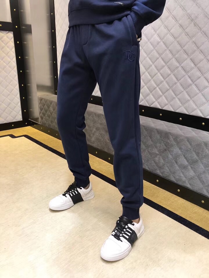  D&G 2018官网新秋冬系列加绒休闲裤 一套都有售
