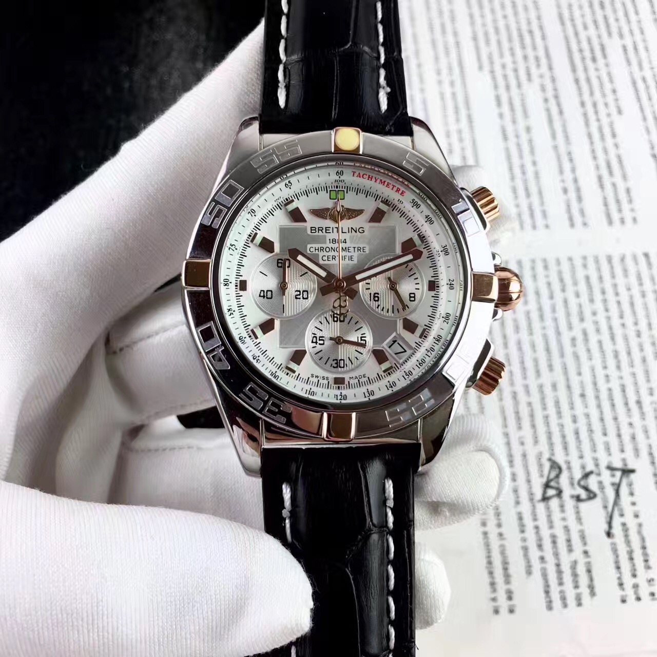 百年灵Breitling 夜光指针搭配进口计时石英机芯 男士腕表