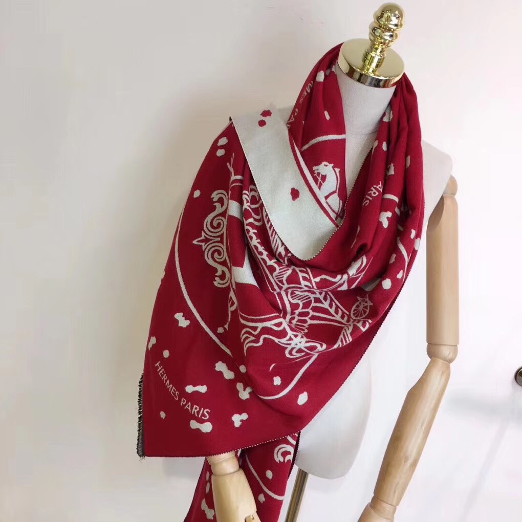 爱马仕羊毛羊绒质地围巾 装饰颠覆性格纹设计 红色