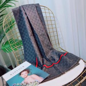 GUCCI（古驰）2018年度最新经典款围巾 带给你舒适的温暖体验