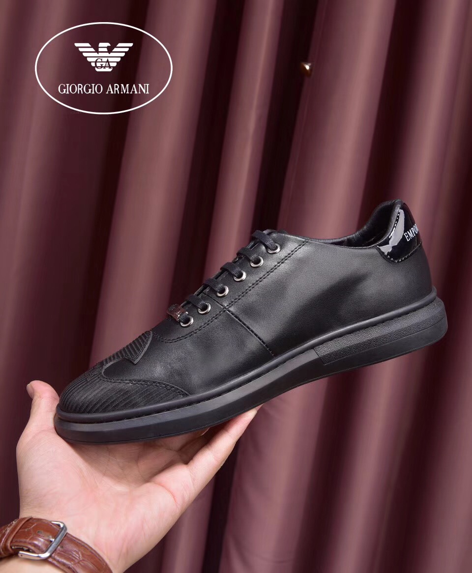 阿玛尼 意大利头层牛皮配欧洲顶级猪皮垫脚男士板鞋