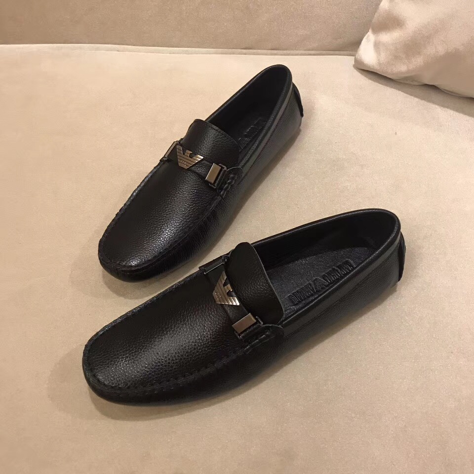 ｛阿玛尼｝经典豆豆鞋 黑色简洁大方款休闲皮鞋