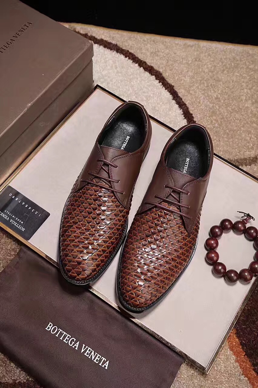 BV 纯意大利进口手工编织皮材料舒适透气啡色男士皮鞋