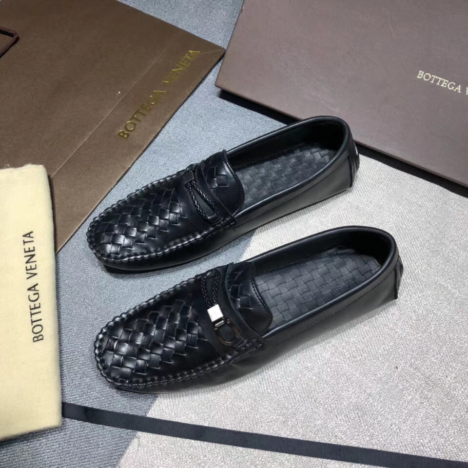 ｛BV｝男士休闲皮鞋 采用进口编织牛皮工艺 黑色