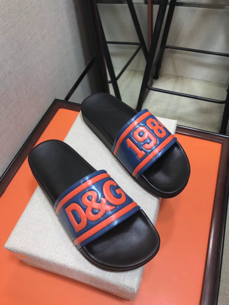  ｛D&G｝男拖鞋 沙滩鞋、采用高端进口头层牛皮+羊皮  藏蓝色