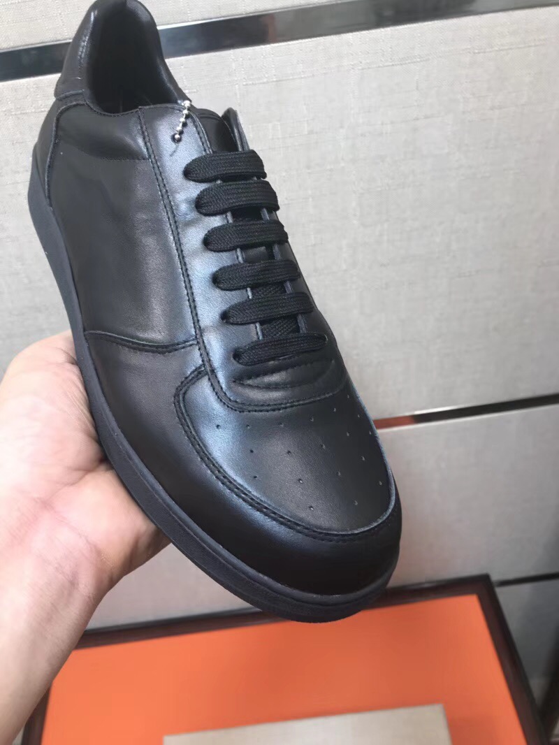  ｛LV｝男士2018新款休闲鞋 同步发售款 欢迎对比