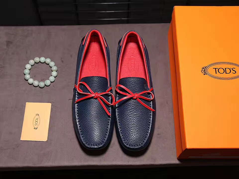 ｛TOD'S｝经典款 宝蓝搭配红色 颜色超美的一款男士休闲皮鞋