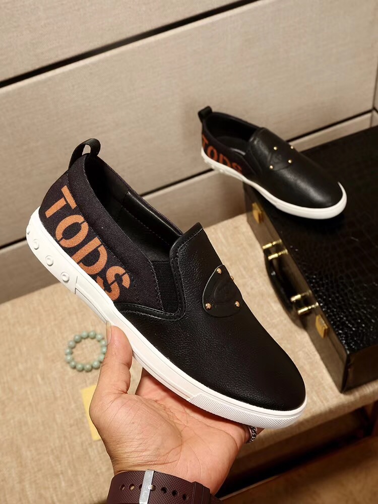 ｛TODS｝托德斯男鞋 世界十大奢侈品品牌之一优雅是它的标志