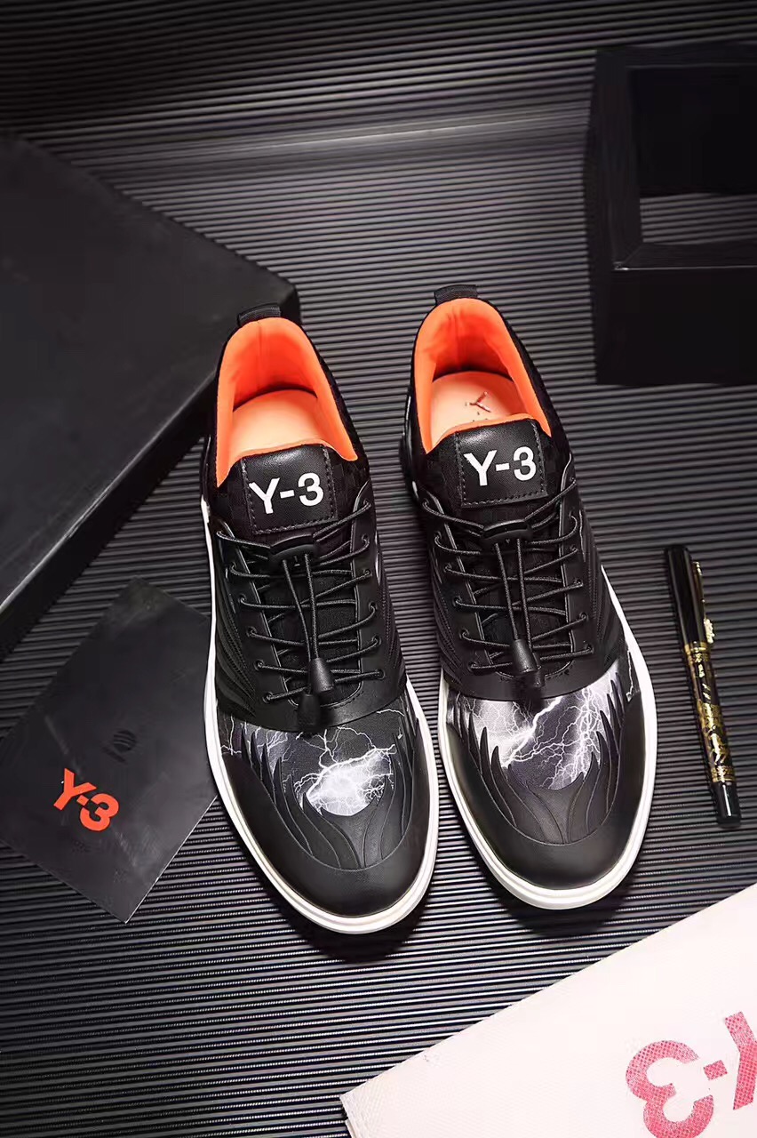Y3 舒适度极佳闪电印花男士运动鞋