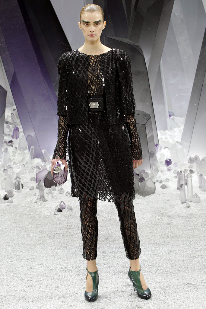 Chanel 2012ﶬз