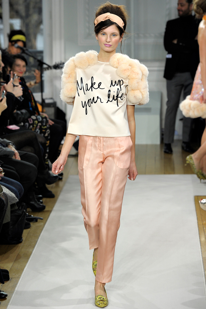 Moschino Cheap And Chic 2012ﶬз