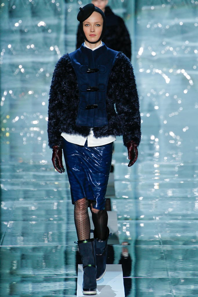Marc Jacobs 2011ﶬз
