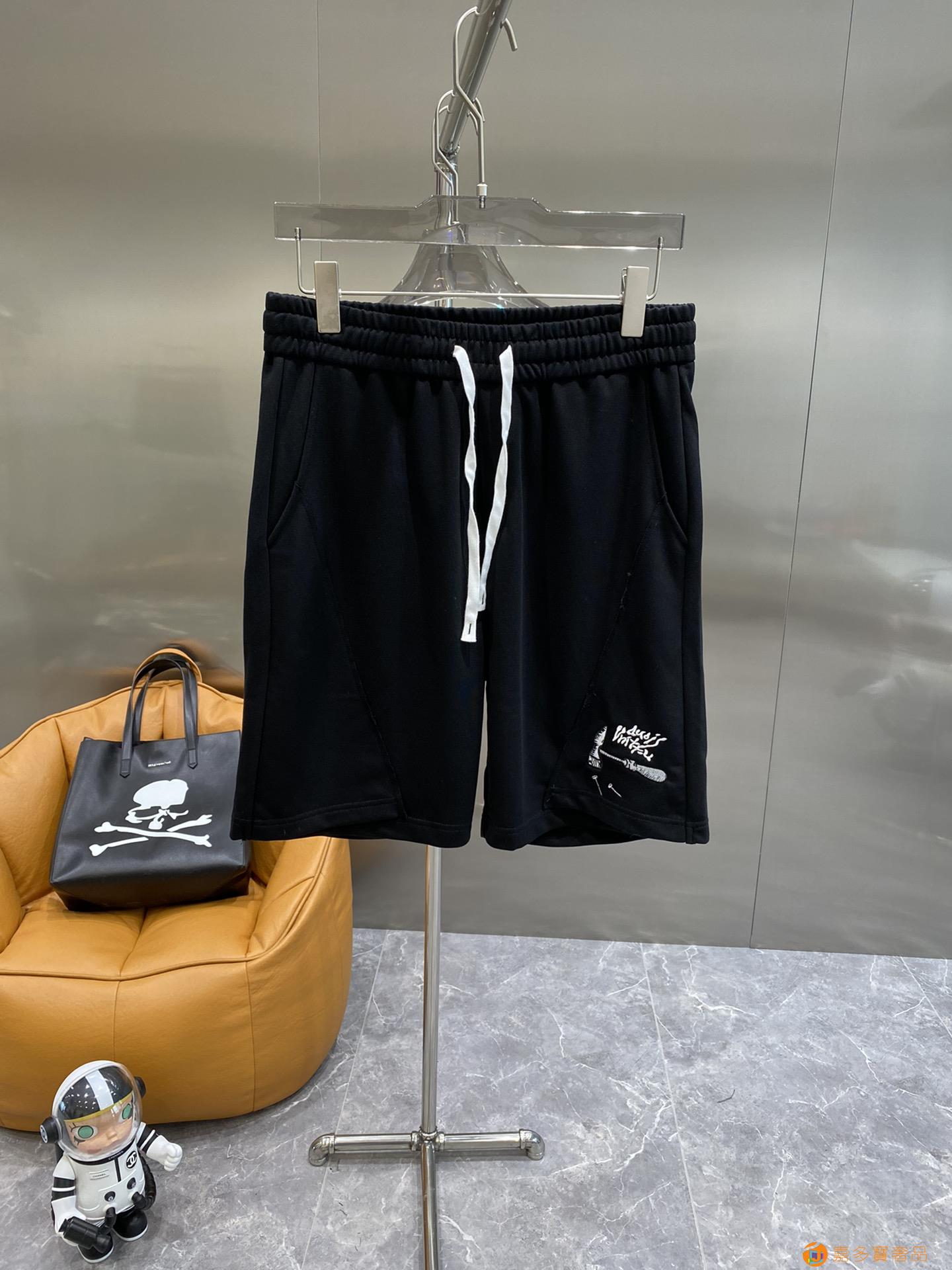 NewLVss夏季新款 标识休闲短裤,高端版本!