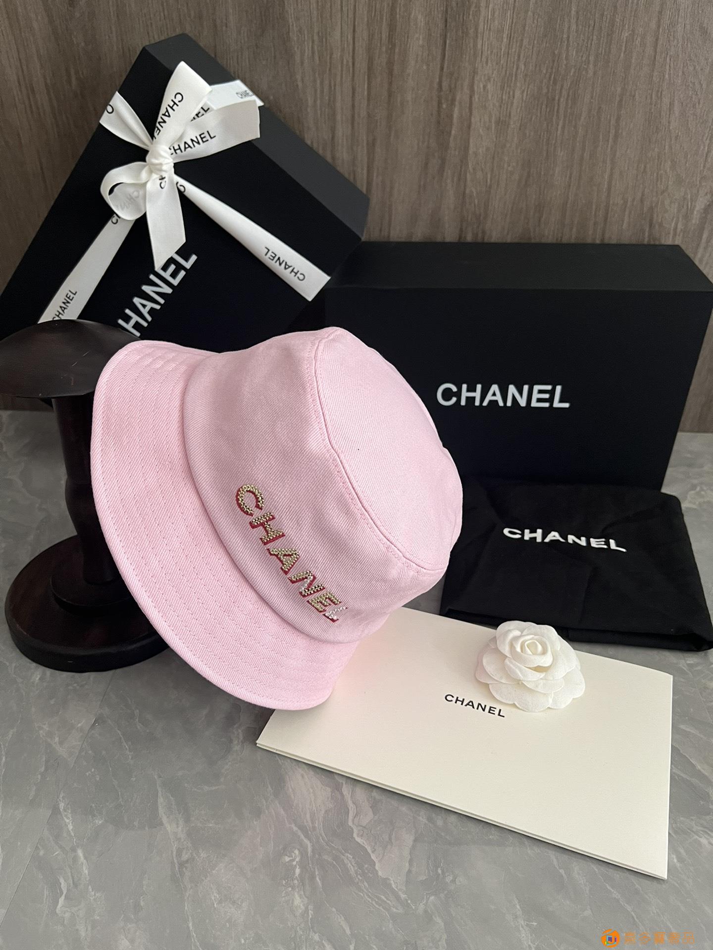 Chanel原版定制 牛仔渔夫帽 搭配精致亮片刺绣 帽子的细